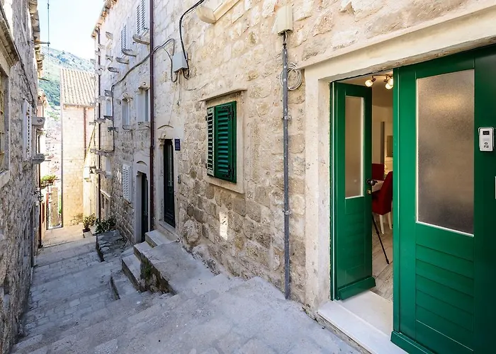 Lucky Apartment