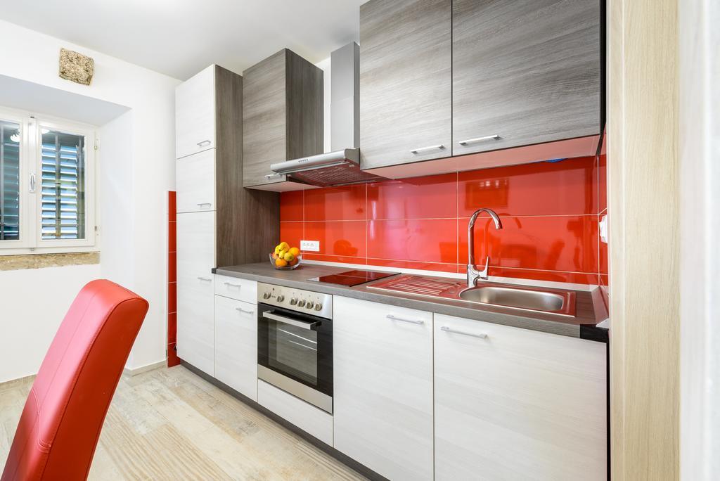 Lucky Apartment *